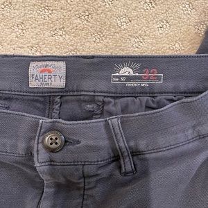 Faherty Men’s Stretch Terry Chino (32” inseam) size 32